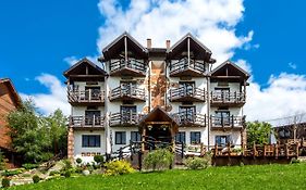 Stara Pravda Hotel - History